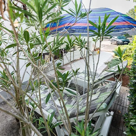 Appartamento Ana, Malinska, Vantacici, Island Krk *
