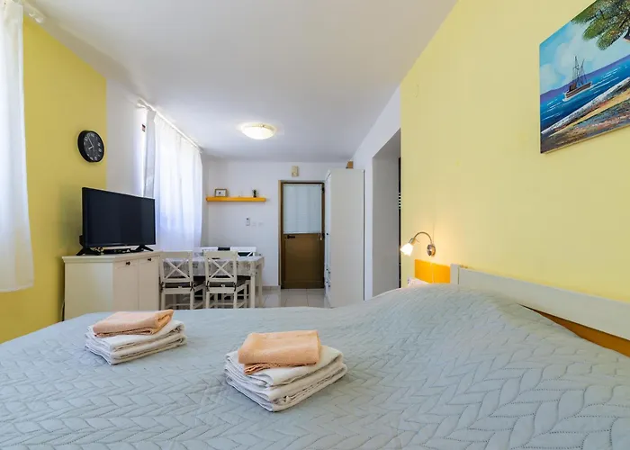 Apartament Ana, Malinska, Vantacici, Island Krk *