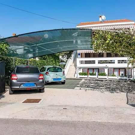 Apartment Ana, Malinska, Vantacici, Island Krk *
