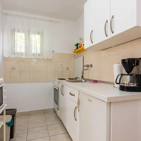 Apartment Ana, Malinska, Vantacici, Island Krk *